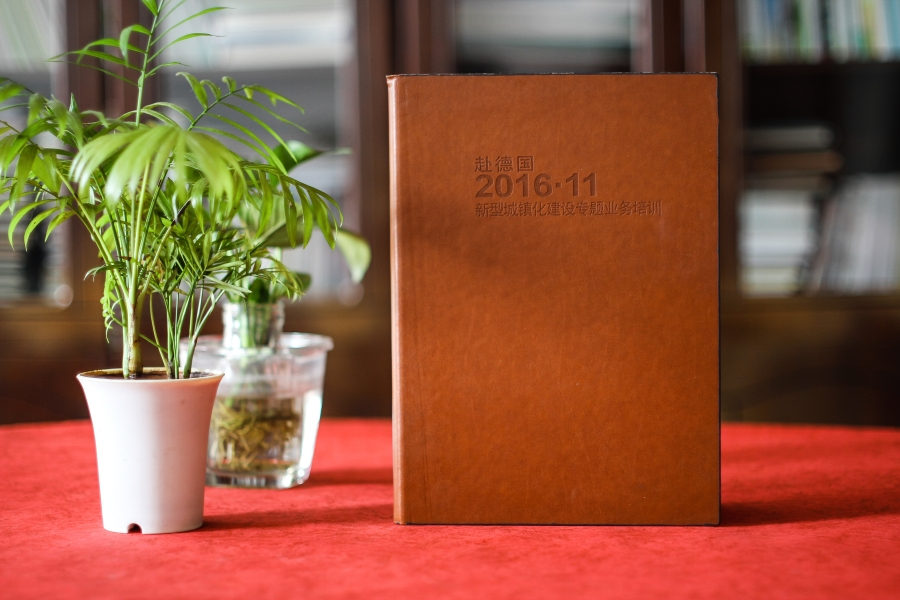 成都紀(jì)念冊制作哪家好【只找專業(yè)的！