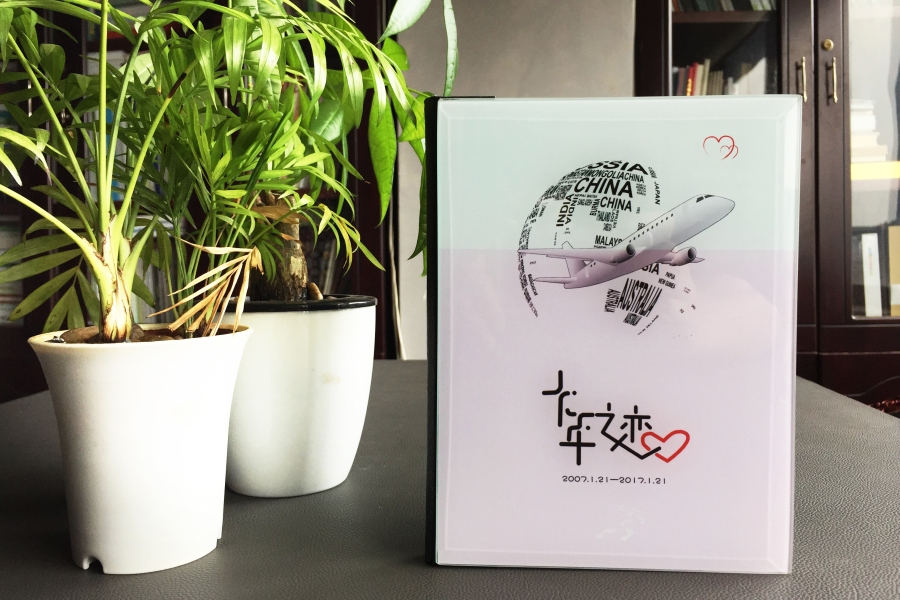 紀(jì)念冊是什么樣的，制作一本紀(jì)念冊價(jià)格高嗎